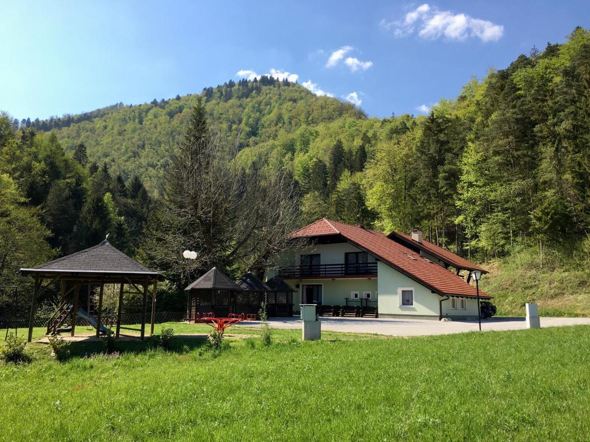 Guest House Atelšek Recica ob Savinji Extérieur photo